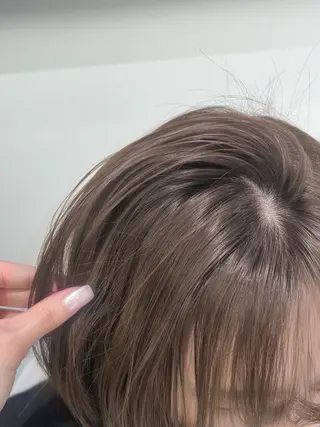 ショート カラー 海外girl🤎 透明感ベージュmaoのヘアスタイル