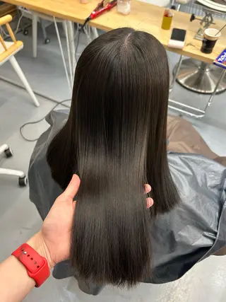 セミロング カラー 💜Noa /艶髪ハイトーン💫のヘアスタイル