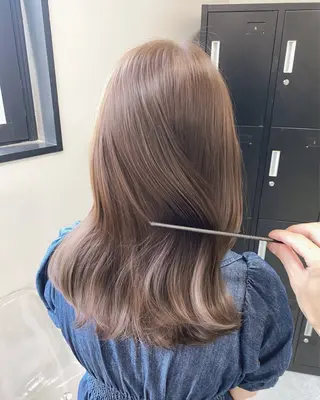 ミディアム カラー ヘアアレンジ 赤み消し🫧韓国ヘア 🫧藤岡誠也のヘアスタイル