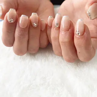 ネイル Laki nailのネイルデザイン