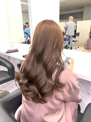 ロング 縮毛/ダブルカラー 🦋ベージュヘア🦋のヘアスタイル