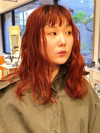 ミディアム カラー ブリーチ😼 ボブ✍️レイヤーのヘアスタイル