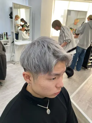 ショート カラー メンズ メンズ専門美容師店長 💈高橋和真💈のヘアスタイル