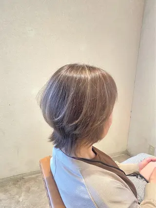 ショート 酸性ストレート/ブリ ーチなしWカラー河本のヘアスタイル