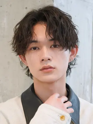 パーマ メンズ 原宿波巻きスパイラル パーマTOSHIのヘアスタイル