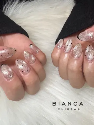 ネイル Bianca 石井🎀のネイルデザイン