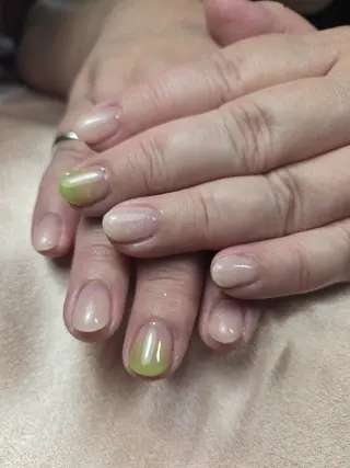 ネイル ネイルサロンベルティ .ひとみのネイルデザイン