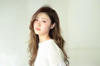 ロング カラー ヘアアレンジ Yamazaki Naokoのマツエク・マツパデザイン
