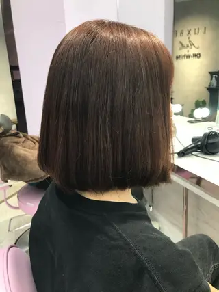 ミディアム Cielro/ダブル カラー/西田咲希のヘアスタイル