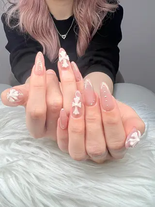 ネイル T. Leeのネイルデザイン