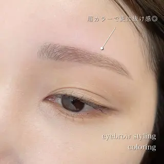 アイブロウ WHITE EYE honoka🌙の眉毛・アイブロウイメージ