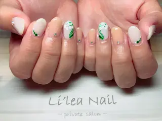 ネイル Li'leaNail AINAのネイルデザイン