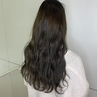 ロング カラー 透明感カラー🥣 yukihoのヘアスタイル