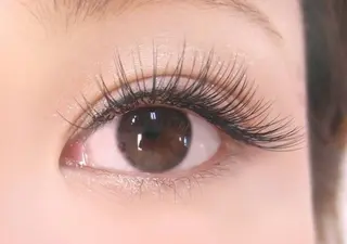 マツエク・マツパ ｱｲﾗｯｼｭｻﾛﾝ Fleurirのマツエク・マツパデザイン