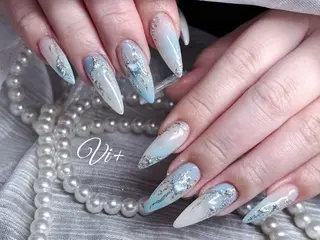 ネイル Nailsalon Vi+ももか🩷のネイルデザイン