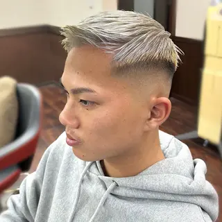 カラー メンズ 土田 紘太のヘアスタイル