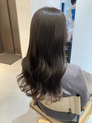 ロング ✨色持ちの良い艶 カラー✨蟹江真世のヘアスタイル