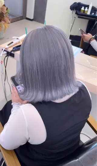 ミディアム カラー GRAN LUSSO 【MIHARU】のヘアスタイル