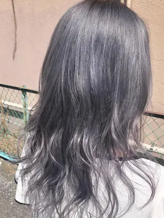カラー ダブルスキルエクステ /羽エクステ白石宇由のヘアスタイル