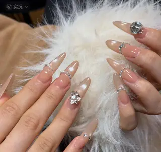 ネイル エリ🫧 nail池袋東口のネイルデザイン