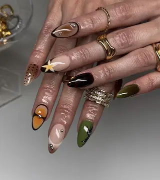 ネイル ネイリスト ハンのネイルデザイン