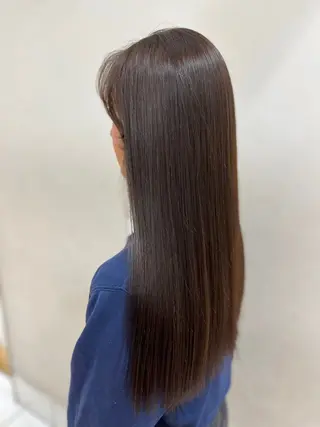 ロング カラー 荒川 三希のヘアスタイル