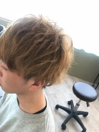 ショート パーマ メンズ Rayt hair レイトヘアーのヘアスタイル