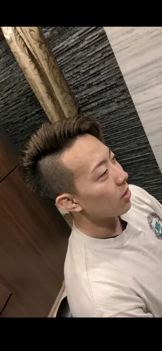 ショート 浅沼 響のヘアスタイル