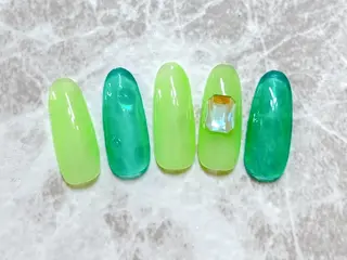 ネイル マジック ミラーのネイルデザイン