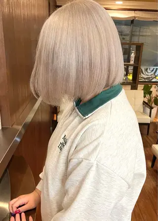 ショート カラー 田室 和幸のヘアスタイル