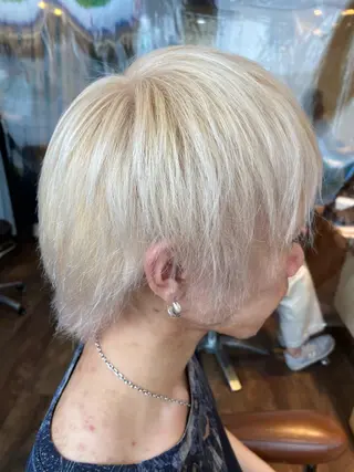 ショート カラー パーマ ヘアアレンジ メンズ キッズ ネイル マツエク・マツパ 🌈髪質改善・美髪矯 正・平野瀬乃🌈のヘアスタイル
