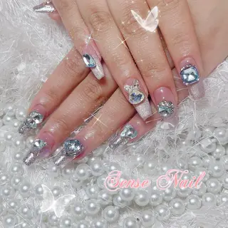 ネイル ナユキNA.YUKI 新宿店のネイルデザイン