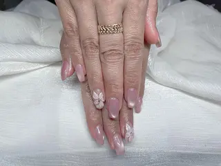 ネイル nail salon U所属・日向 あゆみのネイルデザイン