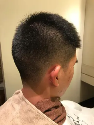 ショート 石野 敦志のヘアスタイル