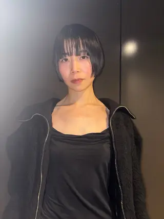 ショート カラー ボブ/レイヤーカット ✂︎ AYUMIのヘアスタイル