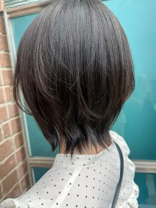 ミディアム カラー 久木原 ゆりのヘアスタイル