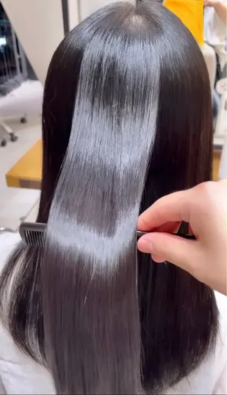 ロング GRANMASH 竹田  瑠依希のヘアスタイル