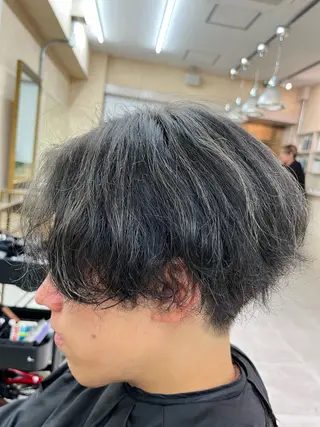 ショート ハイトーン/メンズ パーマ👾ますのヘアスタイル