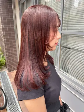 セミロング 艶カラー 🩵NATSUKIのヘアスタイル