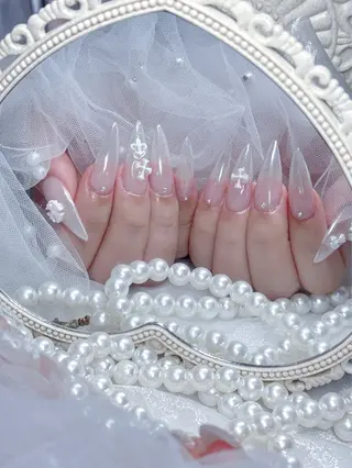 ネイル Yudia Minoriのネイルデザイン