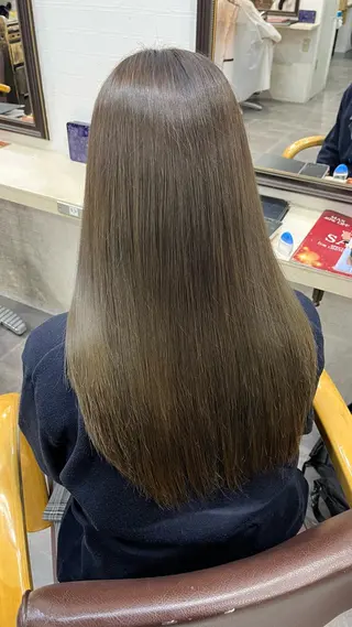 セミロング ⭐️U-topia ⭐️和泉田　りさ⭐️のヘアスタイル