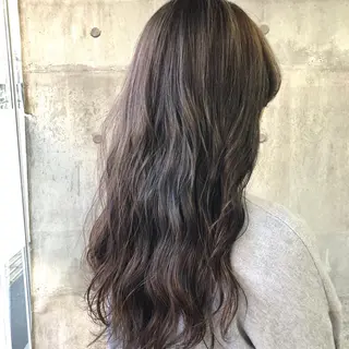 ロング カラー 菅沢 奈生のヘアスタイル