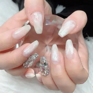 ネイル nail&eye Ariesのネイルデザイン