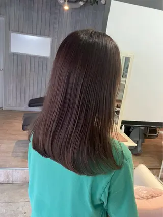 ミディアム 2月は姉妹店 marché牧口瑠夏のヘアスタイル