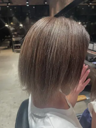 ショート カラー rin 🖤〈大宮〉のヘアスタイル