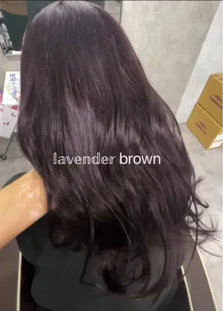 ロング 韓国風レイヤーカラー ライムのヘアスタイル