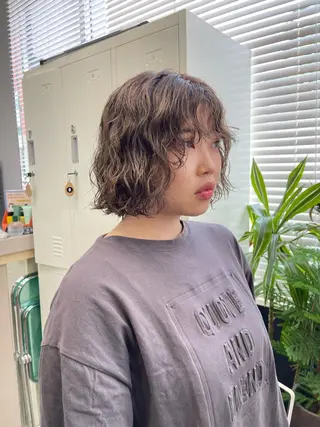 ショート カラー パーマ 早瀬裕之 パーマのヘアスタイル