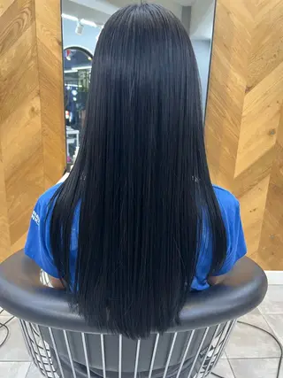ロング 佐藤 慧のヘアスタイル