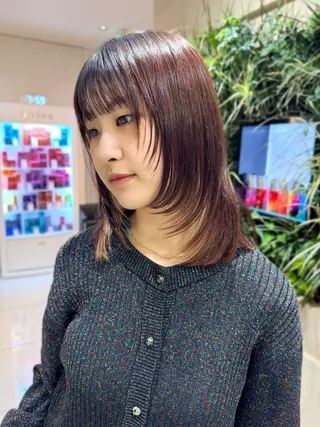 ミディアム 暖色/レイヤーカット /艶髪/髪質改善/のマツエク・マツパデザイン