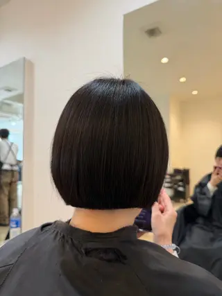 ミディアム TIDEHAIR 悠愛のヘアスタイル